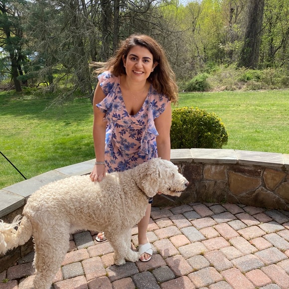 Meet your Posher, Eva - Picture 2 of 3